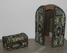 Load image into Gallery viewer, Damascus Mirror and box