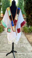 Load image into Gallery viewer, Bisht
