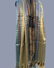 Load image into Gallery viewer, Scarfs
