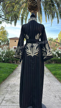Load image into Gallery viewer, Abaya
