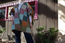 Load image into Gallery viewer, Handmade Abaya - Sai Silk - Double Face
