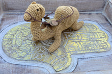 Load image into Gallery viewer, Camel Crochet Decoration
